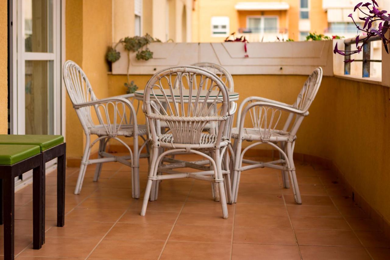 Апартаменты Apartamento Malaga Jalon Экстерьер фото