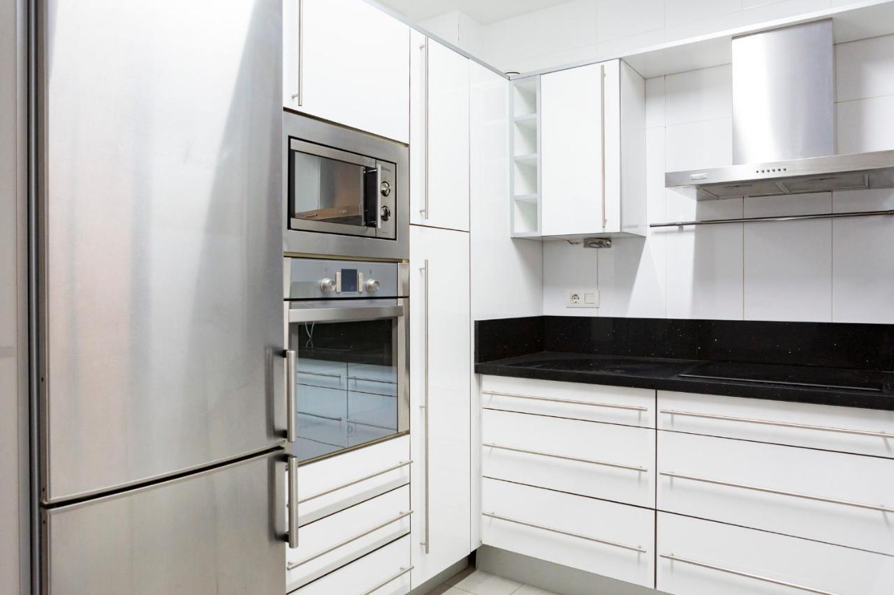 Апартаменты Apartamento Malaga Jalon Экстерьер фото
